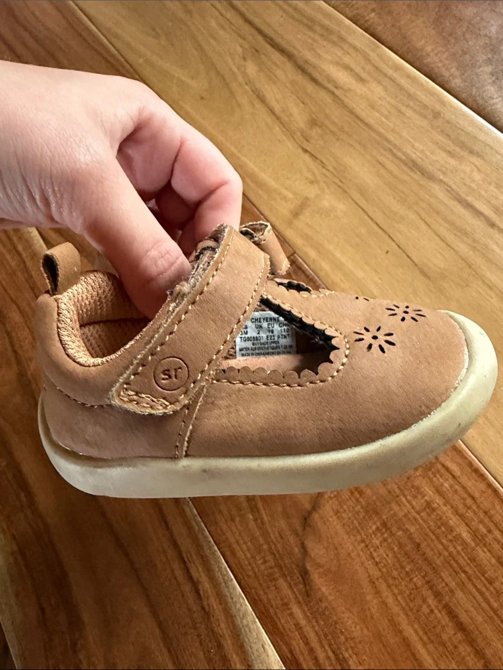 Stride Rite Toddler Mary Jane Shoes in Brown Size 3T
